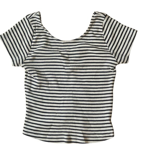 Zara Trafaluc Short Sleeve Low Back Ribbed Crop Top Womens Small - Picture 1 of 3